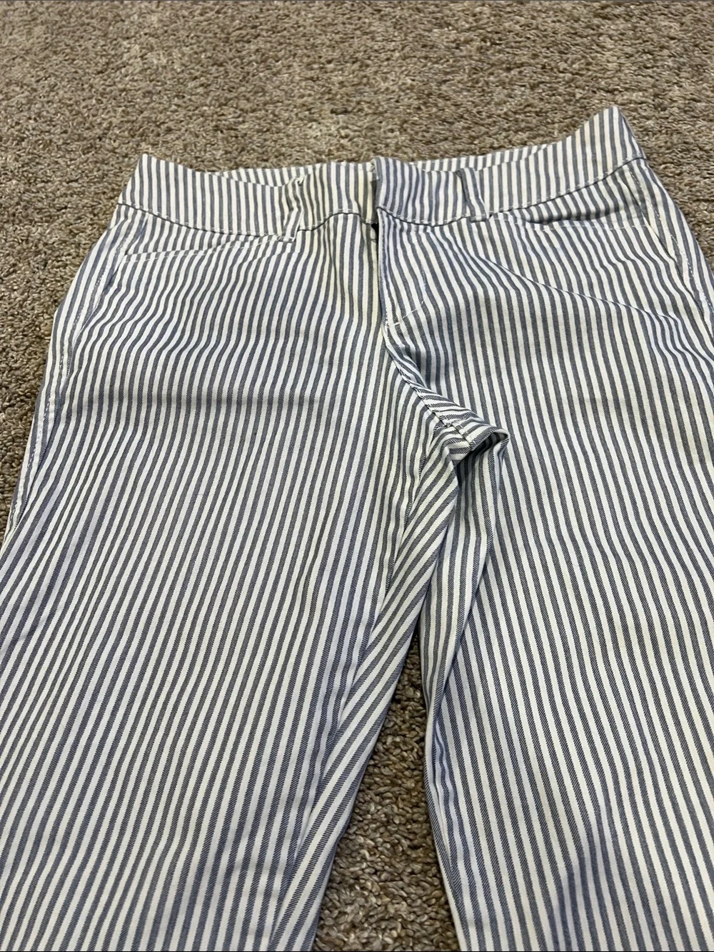 Bundle Old Navy Pants - Picture 3 of 4
